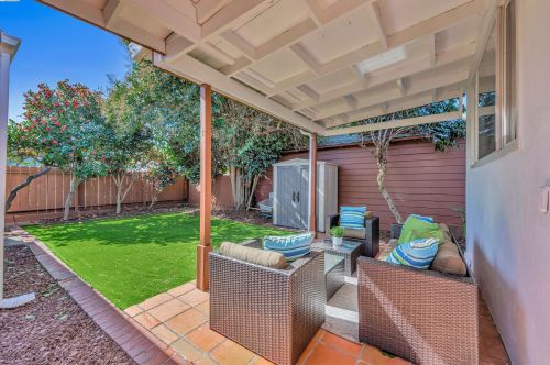 1244 106th Ave, Oakland CA  94603-3814 exterior