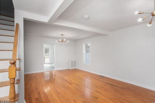 23 Linden Ave, Montclair NJ  07042-4307 exterior