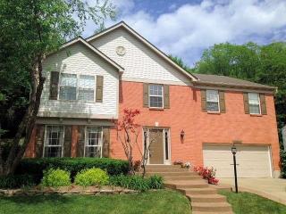 6814 Maddux Dr, Cincinnati, OH 45230-2410