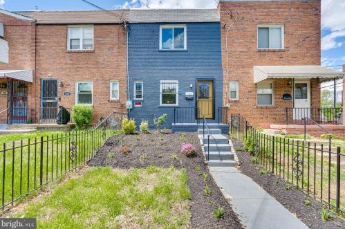 162 35th St, Washington, DC 20019-7421