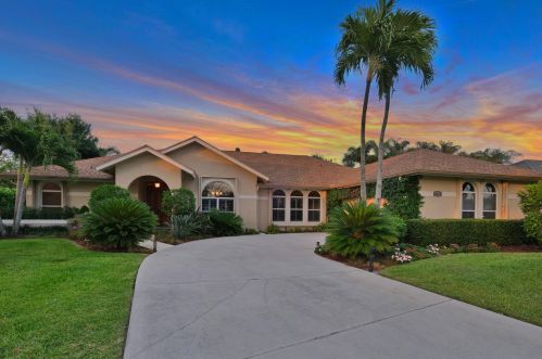 12674 Headwater Cir, West Palm Beach, FL 33414-4908