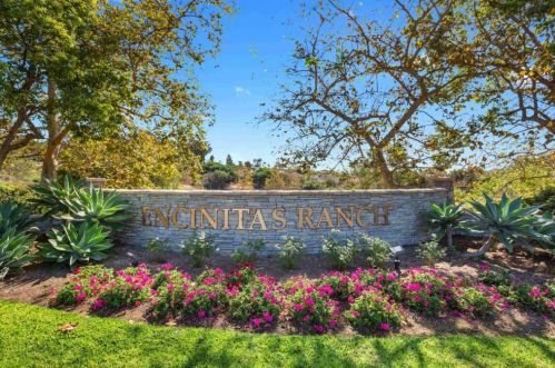 633 Cypress Hills Dr, Encinitas, CA 92024-2394