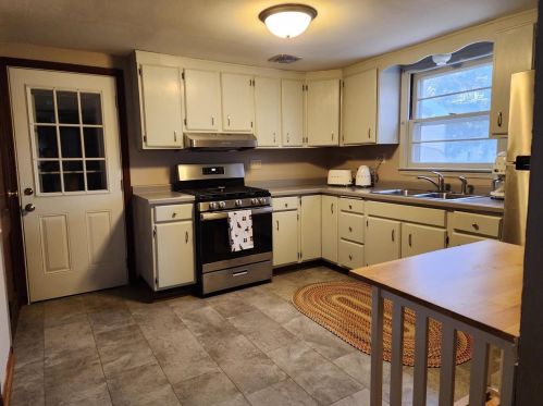 128 Union St, Ripon WI  54971-1436 exterior