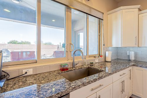 5761 Fawn Ave, Gilbert AZ  85298-0849 exterior