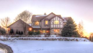 1387 Keup Rd, Grafton, WI 53024-9555