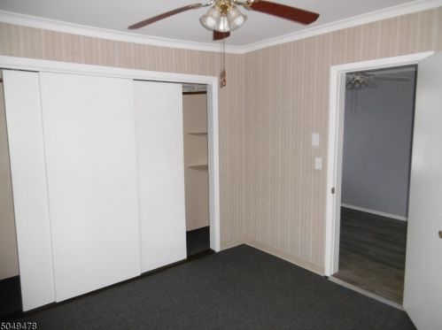 78 Hamburg Rd, Parsippany NJ  07054-3143 exterior