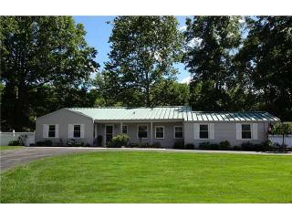 4041 Estateway Rd, Toledo, OH 43607-1019