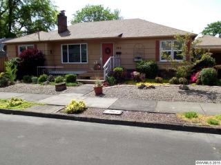 1018 31st St, Corvallis, OR 97330-4451