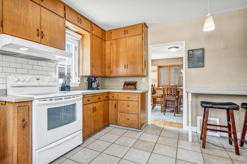 609 Waldo Blvd, Manitowoc WI  54220-2829 exterior