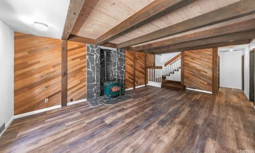 2187 Lupine Trl, South Lake Tahoe, CA
