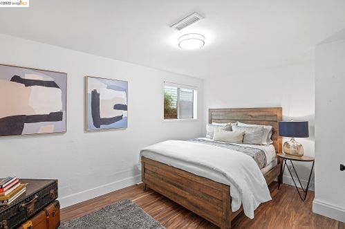 3059 Delaware St, Oakland CA  94602-3219 exterior