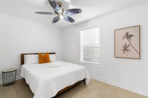 413 Philadelphia Dr, Jupiter FL  33458-4245 exterior