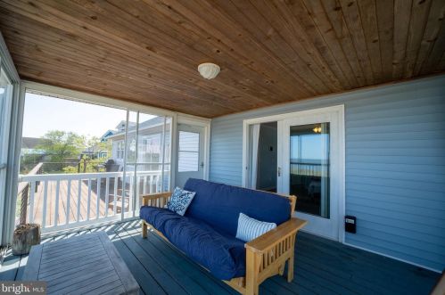 107 Sandpiper Dr, Slaughter Beach DE  19963-4923 exterior