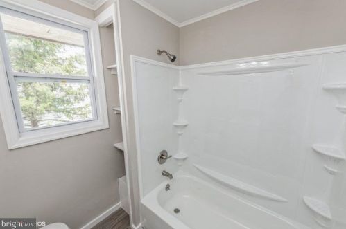 18 Jury St, Highspire PA  17034-1010 exterior