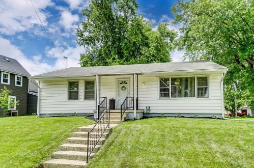 191 1st St, London, OH 43140-1453
