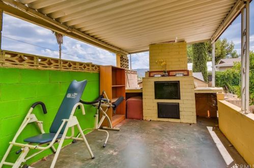 1300 Sumner Ave, Lake Elsinore CA  92530-3216 exterior