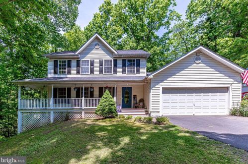 14800 Owls Nest Rd, Nokesville, VA 20181-1415