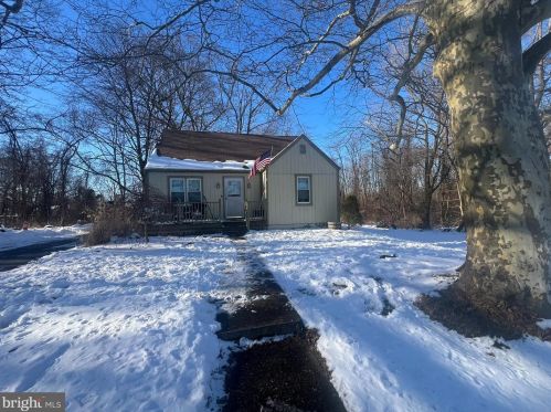 149 Ewingville Rd, Trenton NJ  08638-2421 exterior