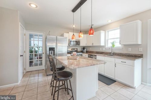 9 Flemish Way, Lumberton Township NJ  08048-4527 exterior