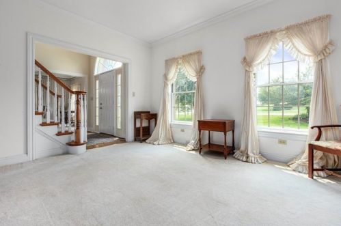 49 Blueberry Ln, Grove City PA  16127-4675 exterior