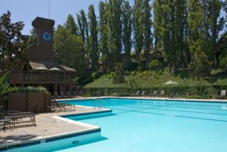 731 Baywood Dr, Newport Beach CA  92660-7145 exterior