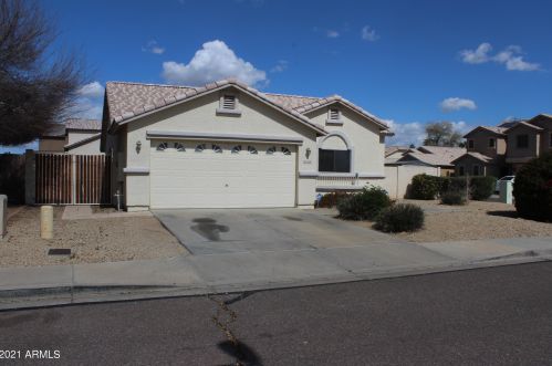 5158 Vista Ave, Glendale, AZ 85301-8600