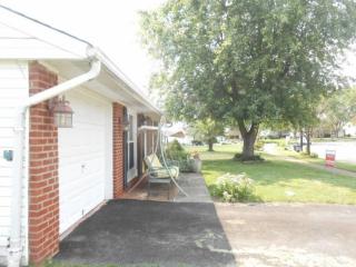 3485 Compton Dr, Columbus, OH 43219-3322