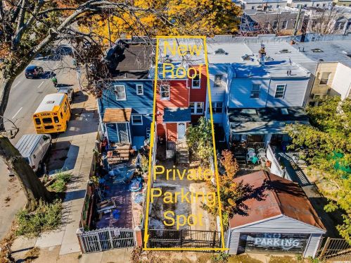 93-17 75th St, Jamaica, NY 11421-1051