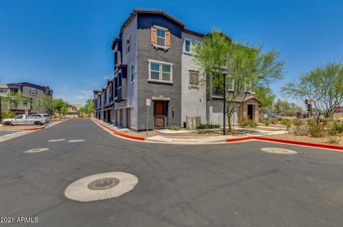 5851 23rd Way, Phoenix, AZ 85040-3499