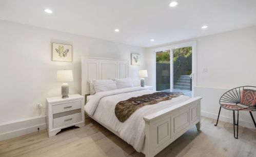 6 Rockford Ave, Daly City CA  94015-4724 exterior