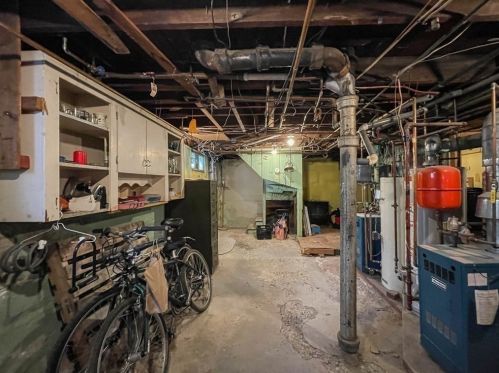 188 Furnace Brk Pkwy, Quincy MA  02169-2274 exterior