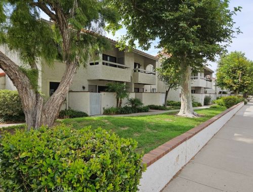 25019 Peachland Ave, Santa Clarita, CA 91321-2527