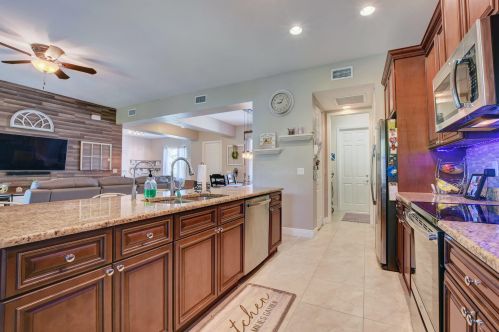 17435 78th Rd, Town Of Loxahatchee Groves FL  33470-2933 exterior