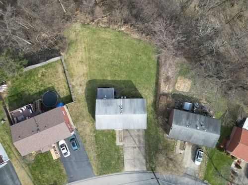 632 Macbeth Dr, Pittsburgh PA  15235-4612 exterior