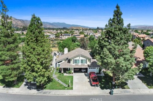 32515 Racquet Club Way, Lake Elsinore, CA 92530-0434
