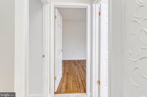 13931 Ruler Ct, Woodbridge VA  22193-3733 exterior