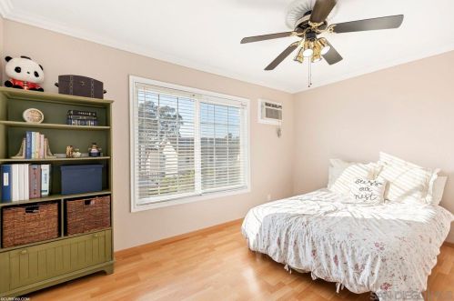 11122 Avenida Del Gato, San Diego CA 92126-1740 exterior