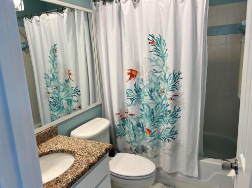 562 Eyerly Ave, Fort Pierce FL  34983-2944 exterior