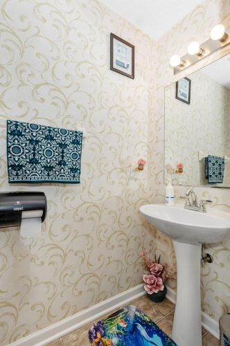 104 Glen Crossing Dr, Pataskala OH  43062-7090 exterior