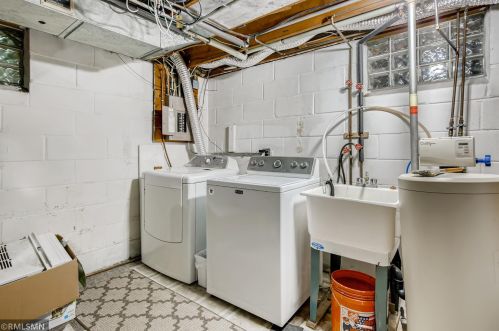 857 4th Ave, South Saint Paul MN  55075-3011 exterior