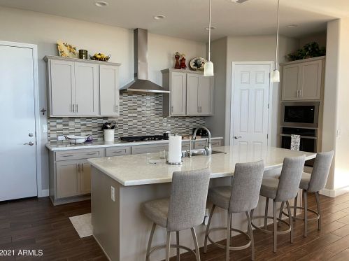 5113 207th Dr, Buckeye, AZ 85396-1913