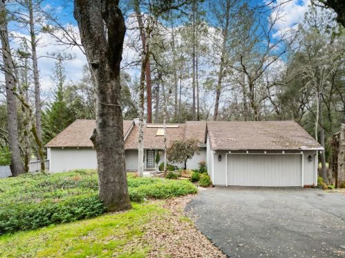 19007 Chickadee Ct, Lake Wildwood CA  95946-9644 exterior