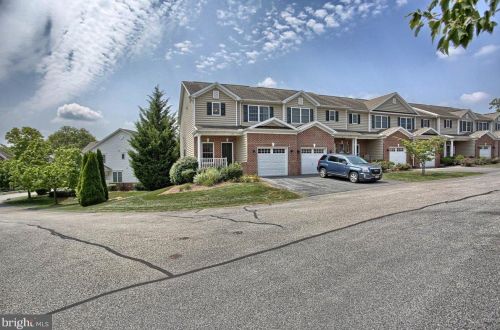 152 Ashford Way, Camp Hill PA  17011-3919 exterior