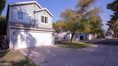 5046 Chicago Cir, Chandler, AZ 85226-3600