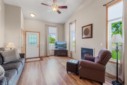 641 19th Pl, Spectacle Lake MN  55008-9324 exterior