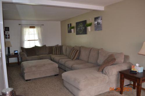 328 Foxmead Dr, Waterford WI  53185-4427 exterior