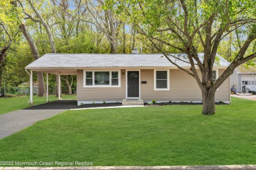 26 Anchorage Blvd, Berkeley Township NJ  08721-1856 exterior