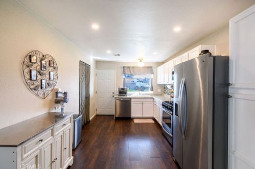 748 Mill St, Lake Elsinore CA  92530-4336 exterior