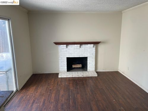 175 Catamaran Cir, West Pittsburg, CA 94565-3611