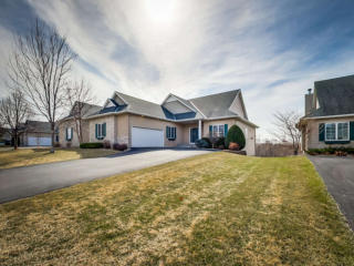 1411 Fairway Ct, Chaska, MN 55318-3411